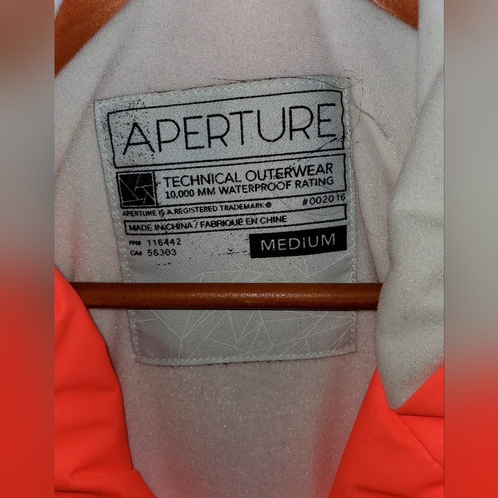 Aperture ski jacket women's medium. White, orange and green. - Picture 3 of 4